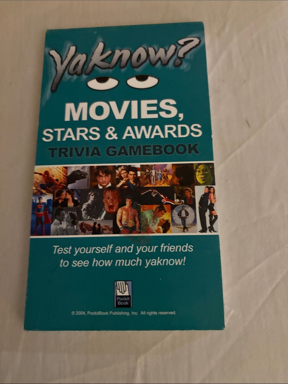Yaknow? Movies, Stars & Awards Trivia Gamebook - Teal